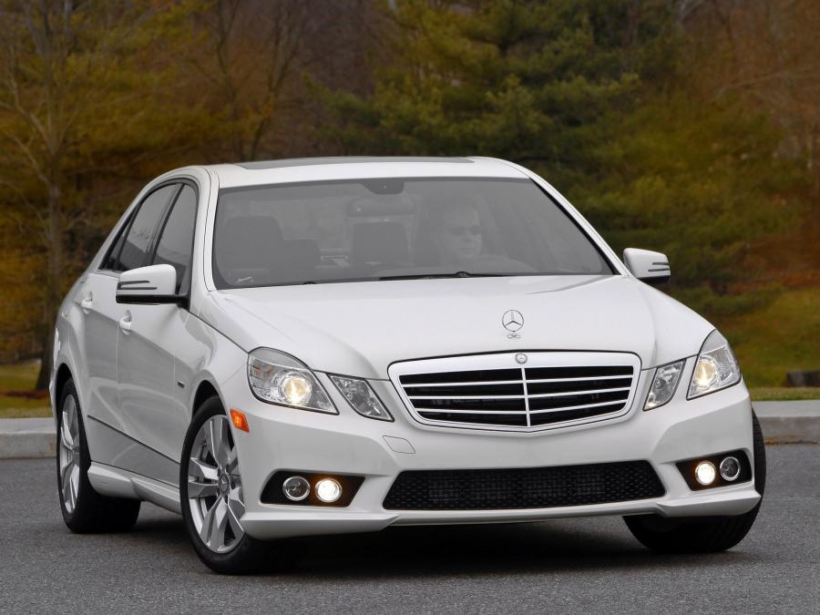  Mercedes-Benz E350 BlueTEC 2009 года  (US) (фото 1 из 6)